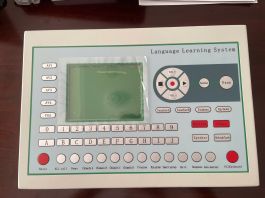 Bàn điều khiển của Giáo Viên phòng Lab HL-4100